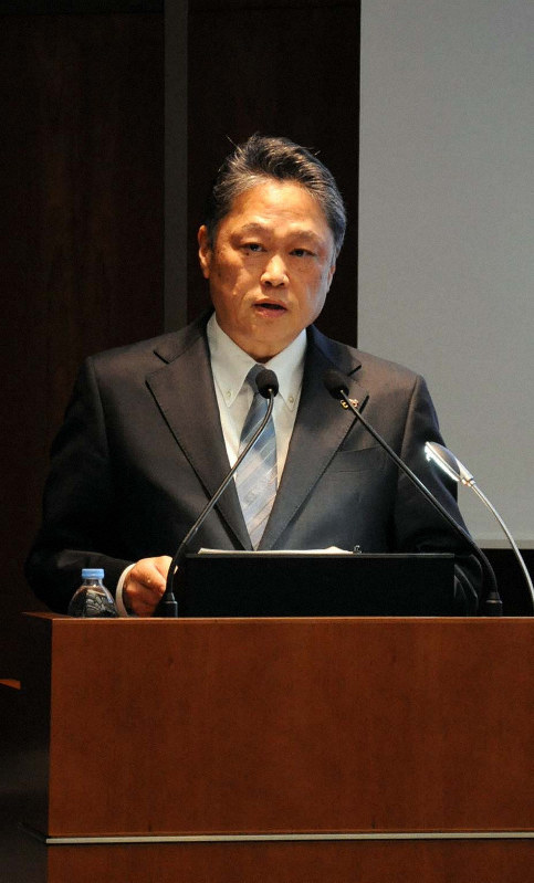 記者会見するパナソニックの梅田博和取締役常務執行役員=東京都港区のパナソニック東京汐留ビルで、鈴木健太撮影