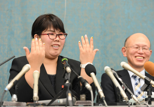 にし やま みか