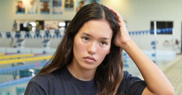 わたしの母校 紫野高校 ４ 自分 持つ友に囲まれ 水泳選手 一ノ瀬メイさん 毎日新聞