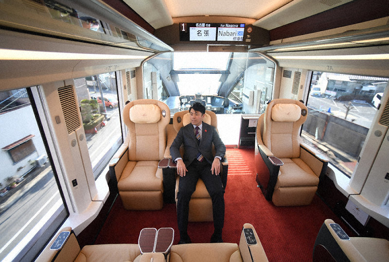 West Japan railway unveils 'Hinotori' express trains with panoramic ...