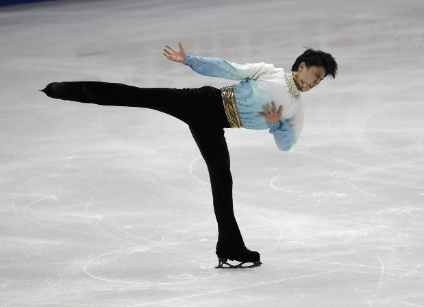 【四大陸フィギュア】男子SPで演技する羽生結弦(ANA)。SPの世界最高得点となった=韓国・ソウルで2020年2月7日、AP