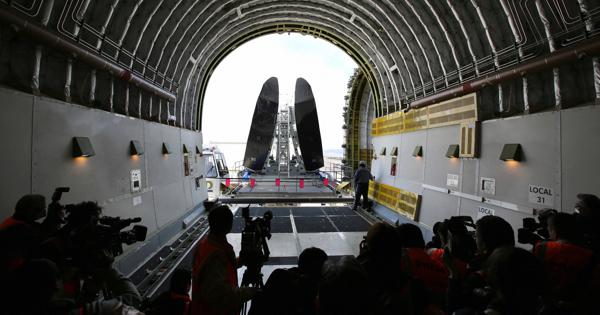 A peek inside Boeing's gargantuan Dreamlifter cargo plane at