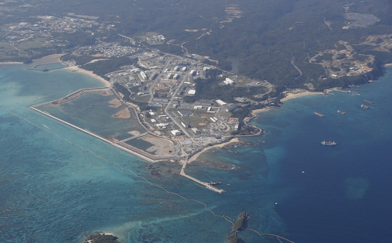埋め立てが進む沖縄県名護市辺野古の沿岸部=沖縄県名護市で2019年12月、本社機から