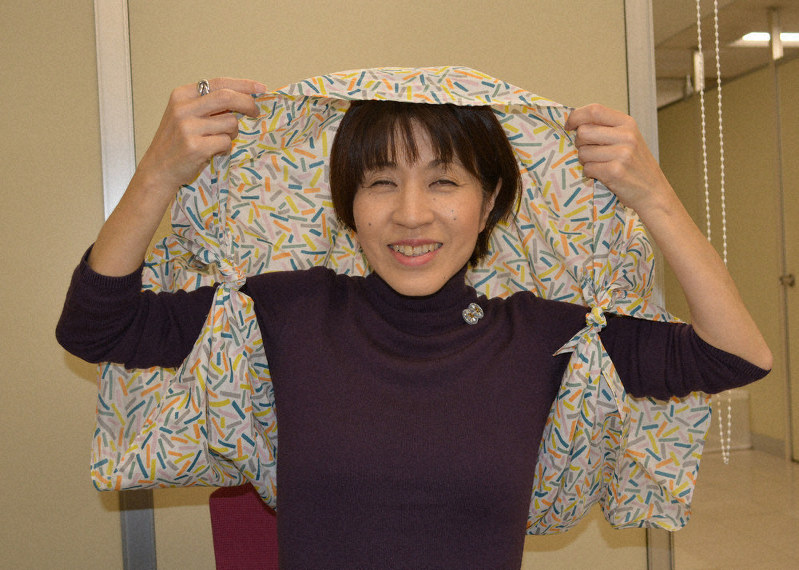 ニュース知りたいんジャー 脱レジ袋を考える ２月２３日は ふろしきの日 毎日新聞