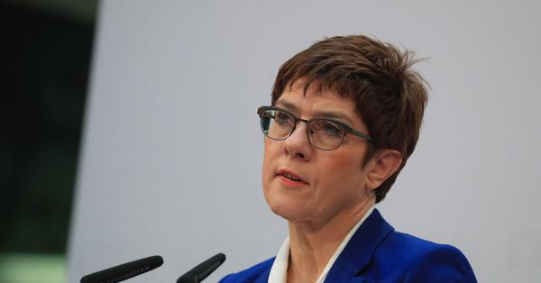 論壇 論調 独州首相選で右翼政党と結託 戦後最悪 政界に深い傷痕