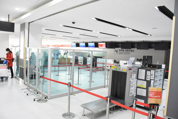 静岡 空港 ホリエモンが言う のぞみ止まる新幹線静岡空港駅作る