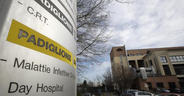Italy Reports 1st Virus Death Cases More Than Quadruple The