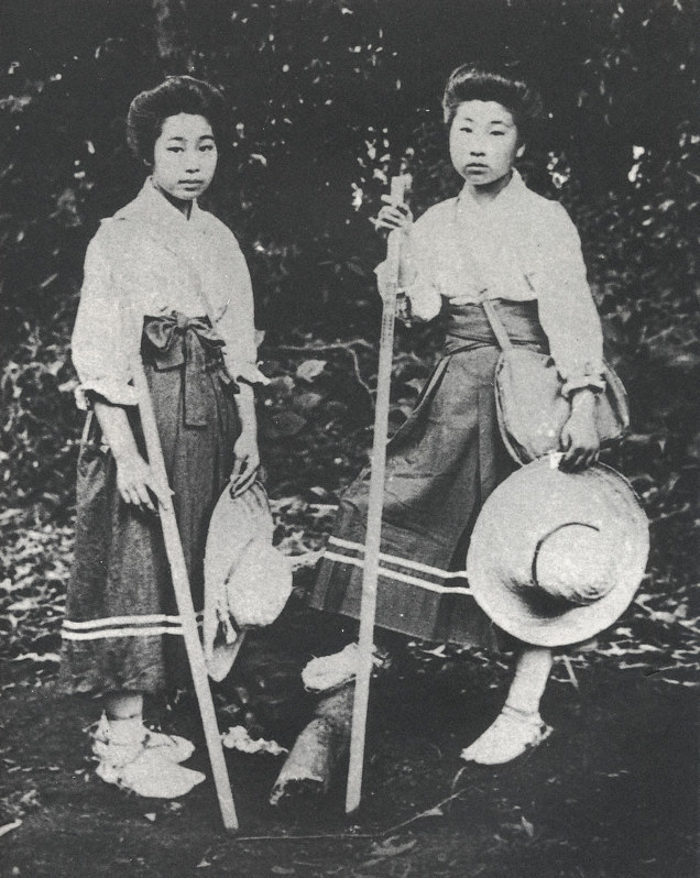 越後きもの紀行 １５ 明治 大正アーカイブ レンズがのぞいたおしゃれさん 新潟 毎日新聞