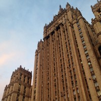 スターリン様式建築のロシア外務省＝モスクワで2015年12月、真野森作撮影