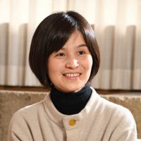 「子ども向けのページもあります」と話す望月早苗編集長=東京都豊島区で木村滋撮影