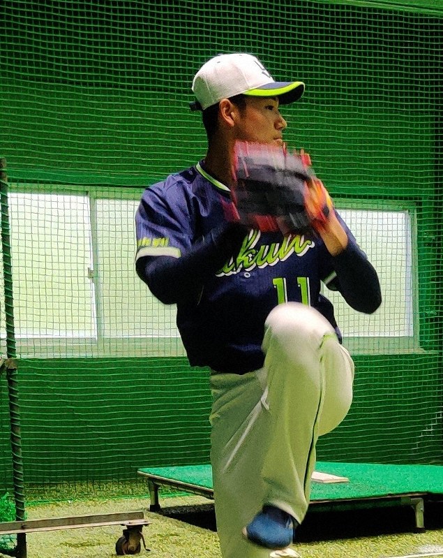 現東京ヤクルトスワローズ　星稜高校　奥川恭伸練習着 奥川恭伸投手が3度目のブルペン入り | 2022春季キャンプ第2