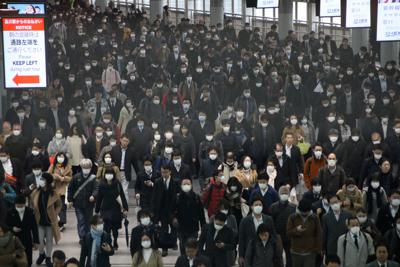 通勤時の品川駅＝東京都港区で2020年3月4日、武市公孝撮影