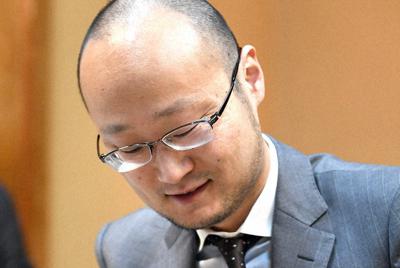 豊島将之名人への全勝挑戦を決めた渡辺明王将＝２月２７日、竹内紀臣撮影