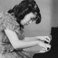 音コン本選でシューマンを弾く１７歳の田部京子