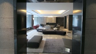 「ザ・パークハウス渋谷南平台」に設置されたラウンジ