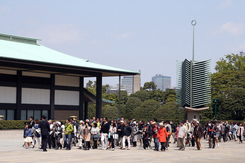 皇居一般参観の様子=武市公孝撮影