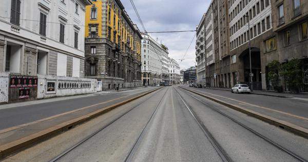 イタリア 新型 コロナ なぜ