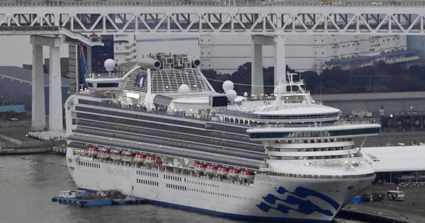 2 Diamond Princess Cruise Ship Crew Claim Workers Were Neglected During Quarantine The Mainichi