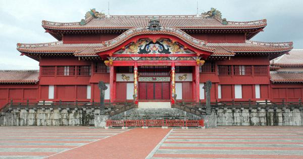 琉球王国彩る御殿・寺の秘められた歴史 首里城再建で高まる復活への