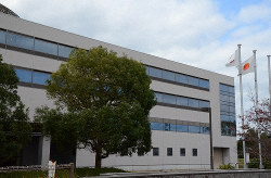 非正規滞在の外国人が収容される大村入国管理センター