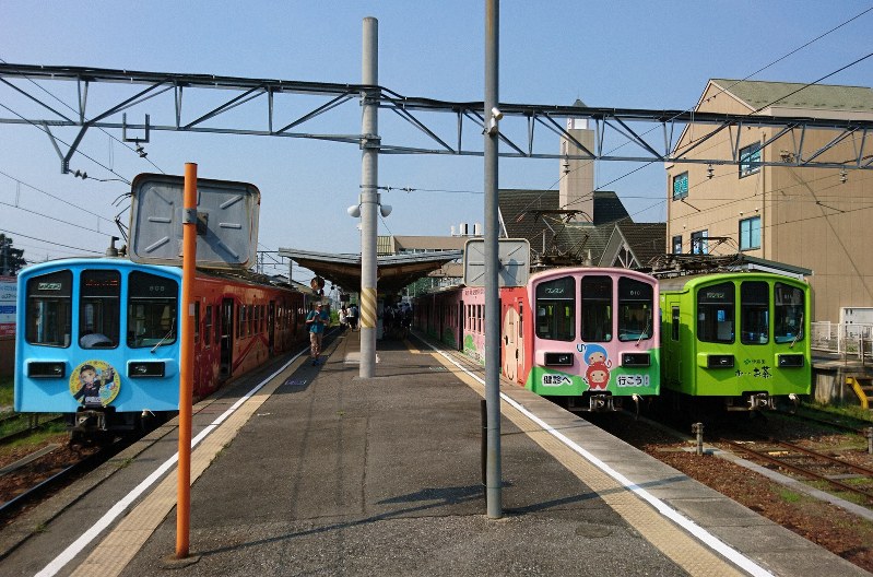 全線の存続が決まった近江鉄道=滋賀県東近江市の八日市駅で2018年7月16日午後3時9分、石川貴教撮影