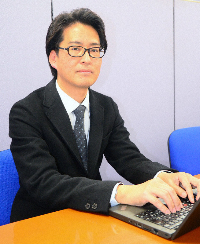東京商工リサーチ奈良支店の佐藤公一支店長=奈良市高天町の同支店で、加藤佑輔撮影