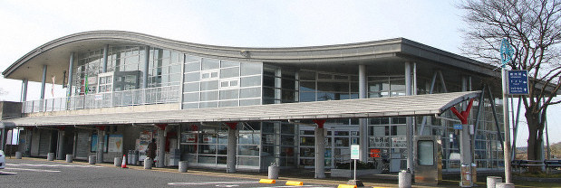 寄ってみて 道の駅 山陰 ３ 秋鹿なぎさ公園 松江市 食べて遊んで湖満喫 島根 毎日新聞