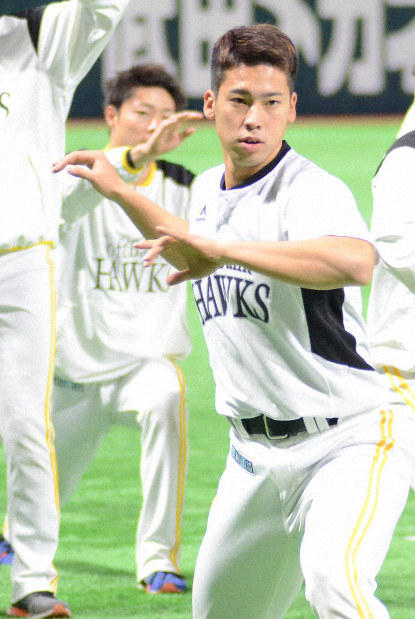 ホークス通信 プロ野球 尾形選手、悲願の支配下 育成出身 チーム