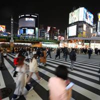 人通りが減った新宿 歌舞伎町 渋谷のスクランブル交差点 新型コロナ 写真特集1 11 毎日新聞
