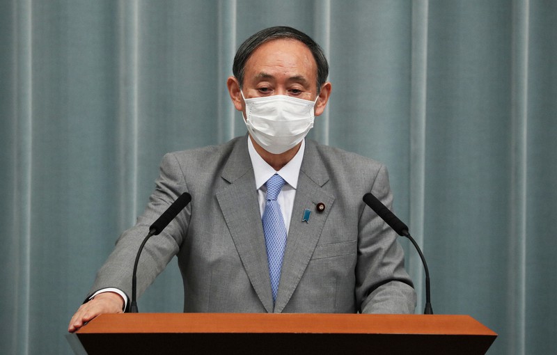 記者会見する菅義偉官房長官=首相官邸で2020年4月6日午前11時11分、玉城達郎撮影