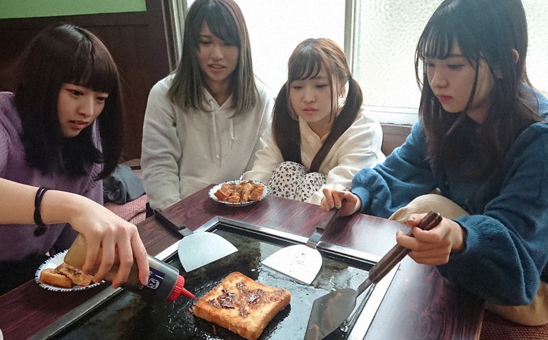 ぐるっと東日本 食べる つながる 東京 八王子 パンカツ ラードとソース はまる香り トンカツ夢想 ｃ級グルメ 東京 毎日新聞