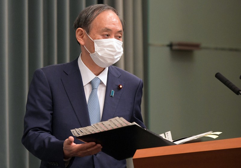 記者会見に臨む菅義偉官房長官=首相官邸で2020年4月7日午前10時14分、竹内幹撮影