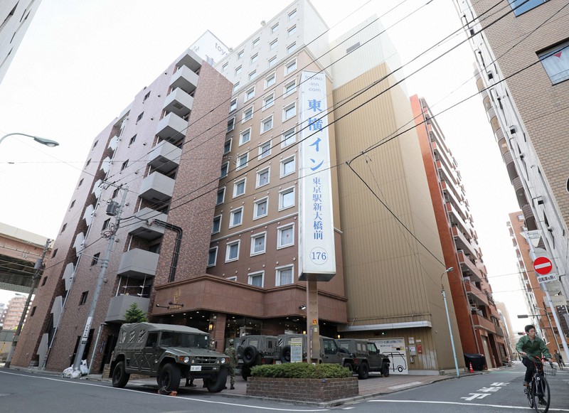 無症状や軽症の新型コロナウイルス感染者を受け入れるホテル=東京都中央区で2020年4月7日午前9時10分、佐々木順一撮影