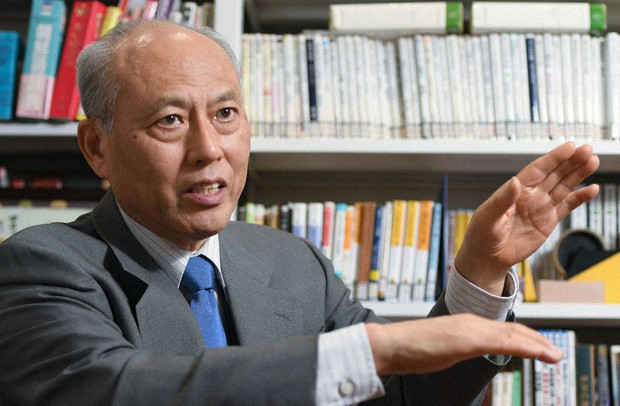 舛添要一氏=宮本明登撮影