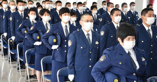 県民の安全守りたい 警察学校 入校式で意気込み 和歌山 毎日新聞