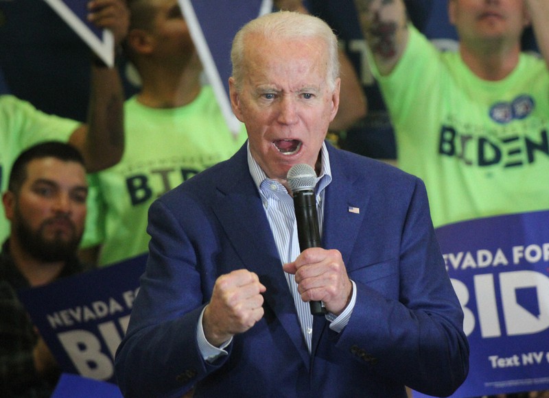 演説するジョー・バイデン前副大統領=米南部サウスカロライナ州コンウェイで2020年2月27日、古本陽荘撮影