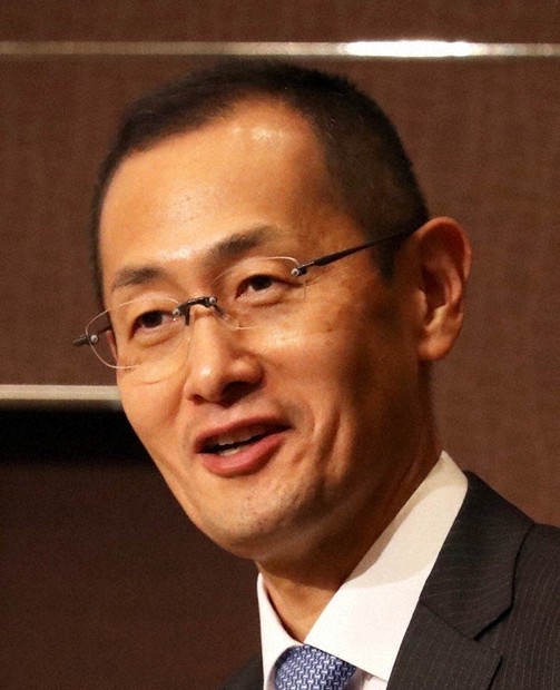 山中伸弥教授