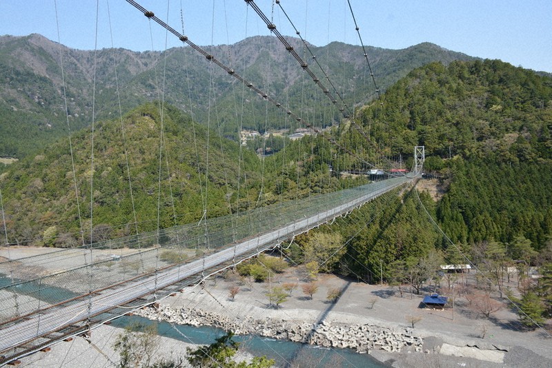 全面通行止めになった谷瀬のつり橋=奈良県十津川村で、萱原健一撮影