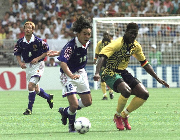 サッカービンズ記念額装 1998年フランス大会 送料無料 ピンバッジ フランスワールドカップ FRANCE98 サッカー