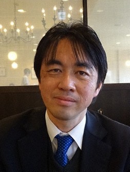 星周一郎氏