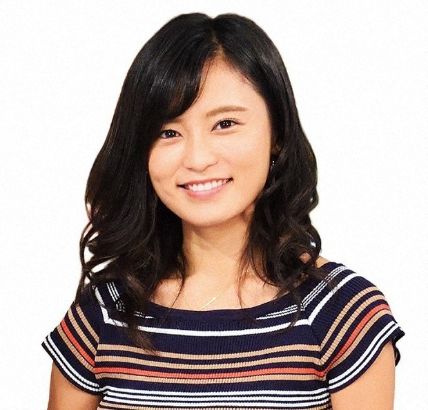 赤坂電視台 小島瑠璃子 １ スポーツを入り口に多彩な情報 毎日新聞