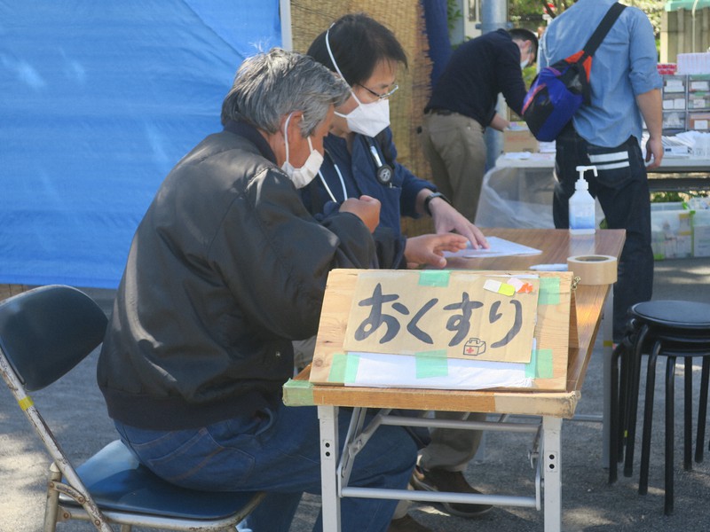 コロナショックの現場から 地域に発熱外来 Pcr検査体制を コロナ対応に苦慮する診療所から提言 毎日新聞