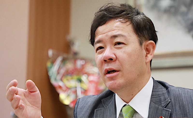 田畑裕明氏=岡本同世撮影