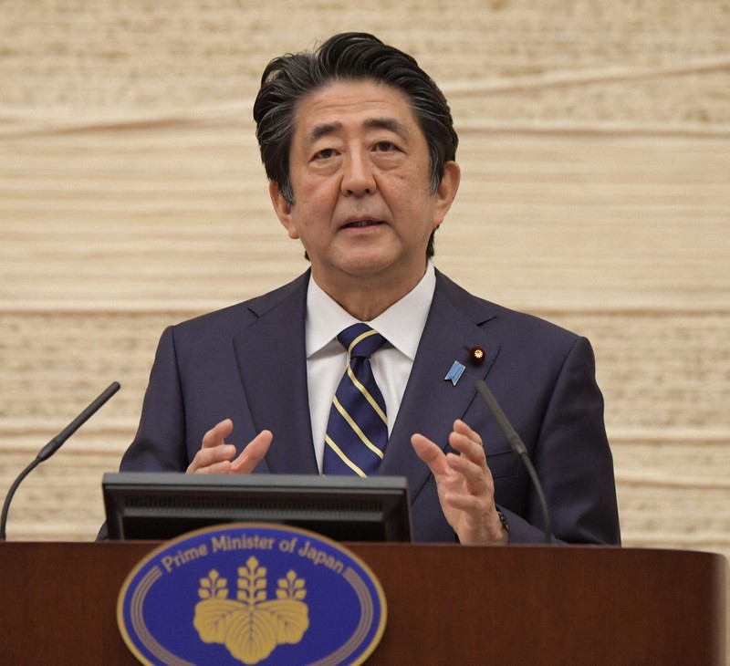 記者会見する安倍晋三首相=首相官邸で2020年5月14日午後6時2分、竹内幹撮影