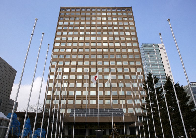 札幌市役所=貝塚太一撮影