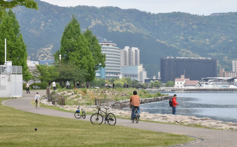 日常へそろりそろり 不安とうれしさ交錯 奈良など宣言解除から一夜明け 毎日新聞 日常へそろりそろり 不安とうれしさ交錯 奈良など宣言解除から一夜明け 毎日新聞