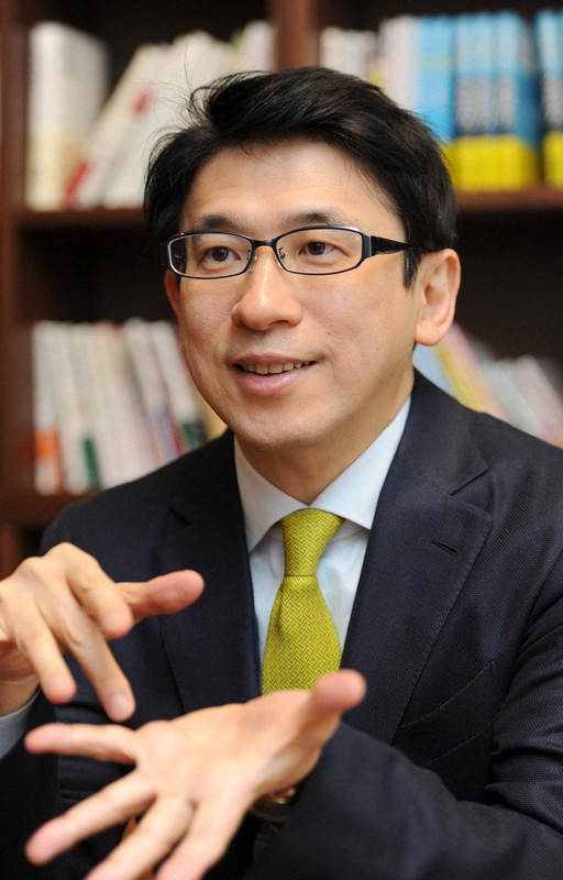 斎藤孝・明治大教授