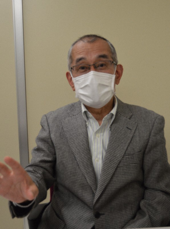 コロナ禍での市民後見人の在り方について話す島田恭一さん=東京都千代田区で、吉田卓矢撮影
