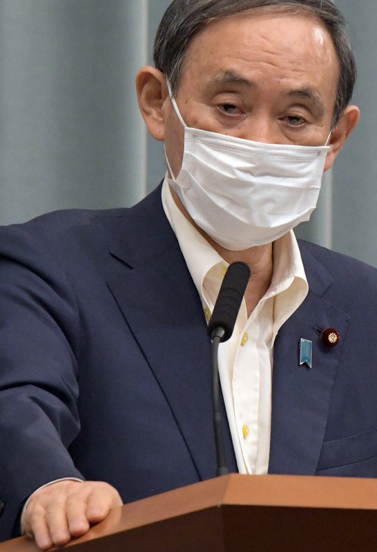 記者会見する菅義偉官房長官=首相官邸で2020年5月19日午前11時16分、竹内幹撮影