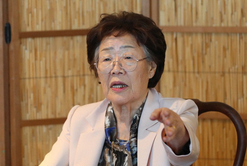 2020年5月7日、大邱市内で開かれた記者会見で正義連の不透明な資金運営を批判する李容洙(イ・ヨンス)さん=朝鮮日報提供